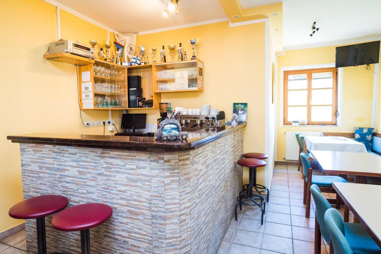 Hotel Vincentinum Novigrad Na Dobri Дуга Реса Екстериор снимка