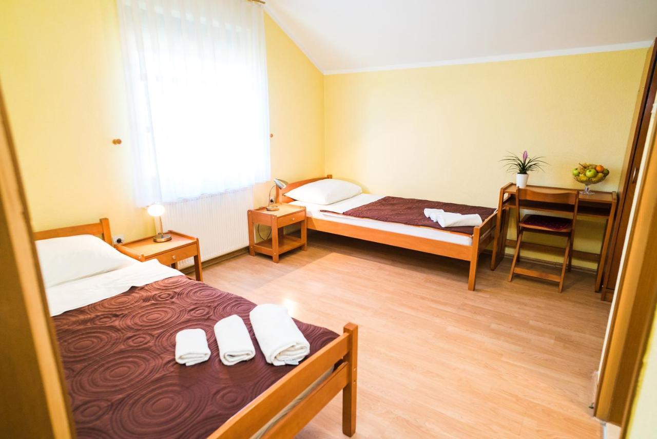 Hotel Vincentinum Novigrad Na Dobri Дуга Реса Екстериор снимка